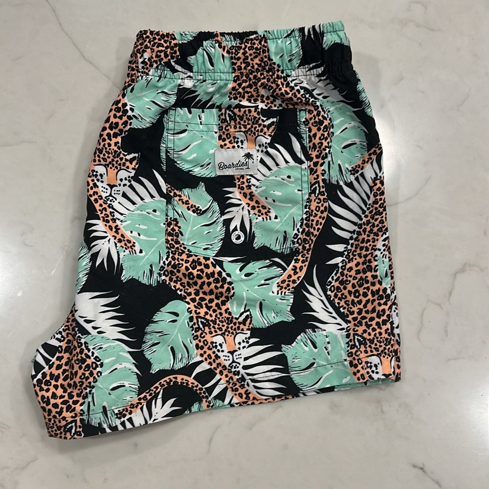 Women’s Boardies shorts size XL